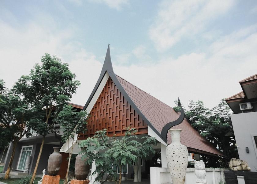 Chiang Rai Province Mae Sai Facade