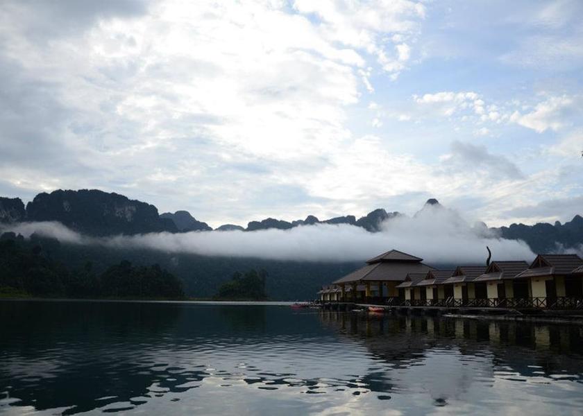 Surat Thani Ban Ta Khun Lake