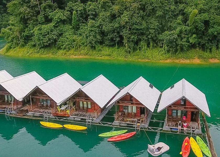 Surat Thani Ban Ta Khun Exterior Detail