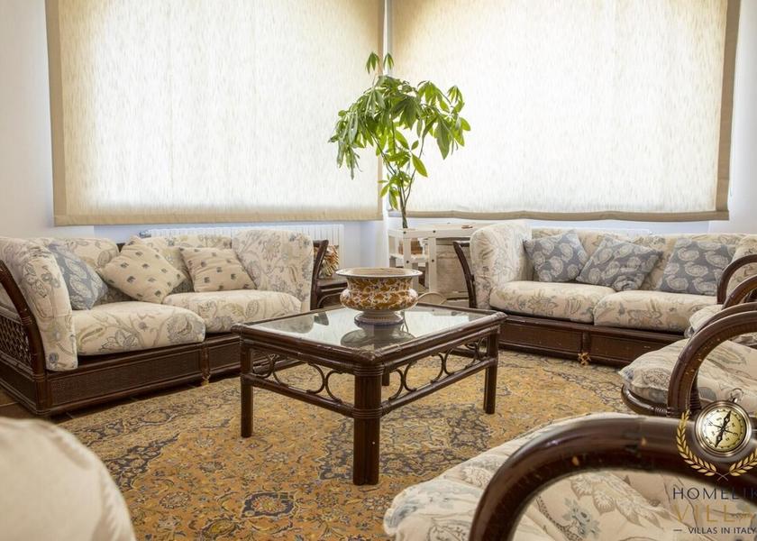 Marche Potenza Picena Lobby