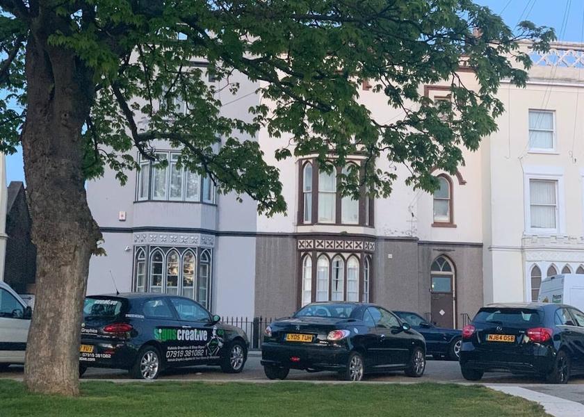 England Herne Bay Exterior Detail