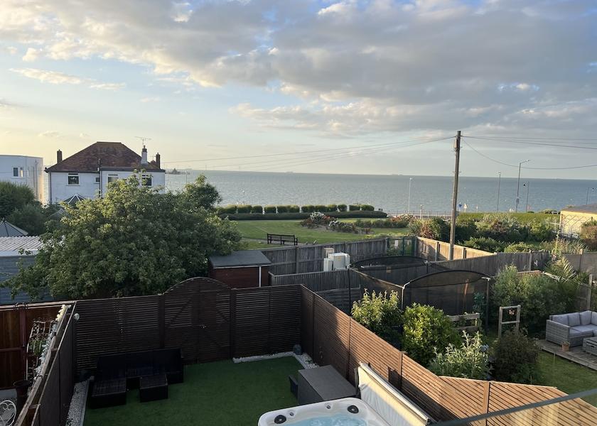 England Herne Bay Exterior Detail