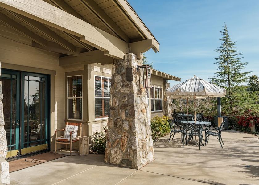 West Virginia Julian Facade