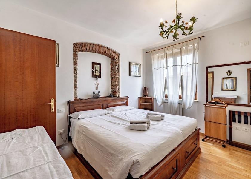 Tuscany Campiglia Marittima Room