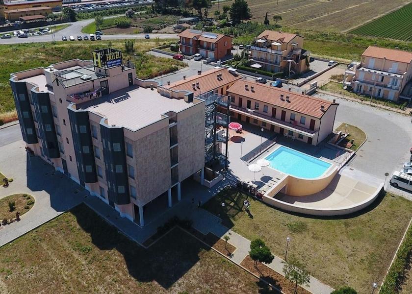 Tuscany Campiglia Marittima Primary image