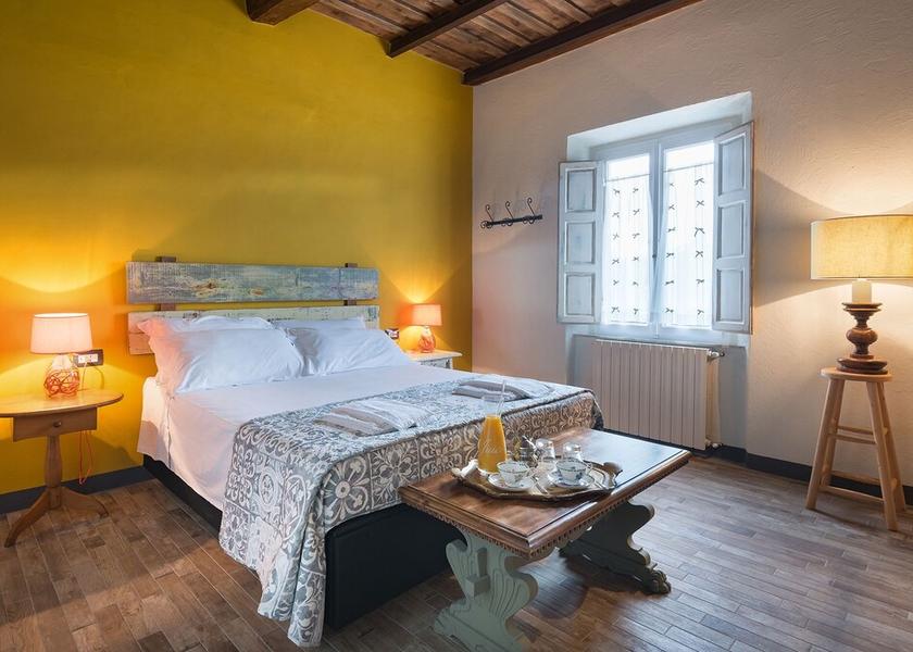 Tuscany Campiglia Marittima Room