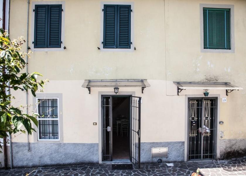 Tuscany Bagni Di Lucca Exterior Detail