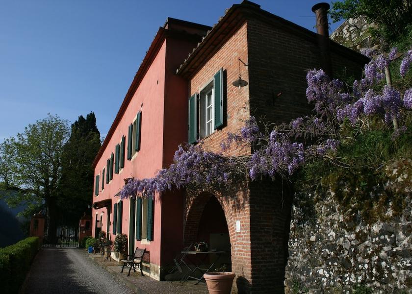 Tuscany Bagni Di Lucca Exterior Detail