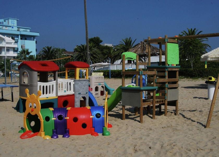 Abruzzo Tortoreto Exterior Detail