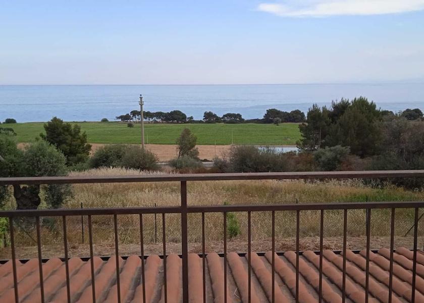 Calabria Amendolara Property Grounds