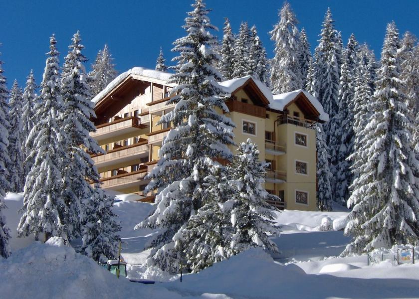 Veneto Falcade Exterior Detail