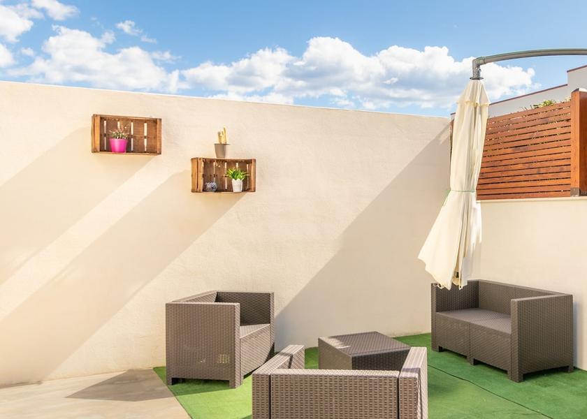 Sicily Avola Exterior Detail