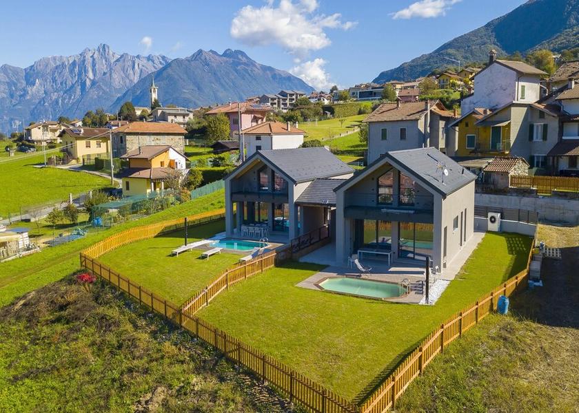 Lombardy Colico Exterior Detail