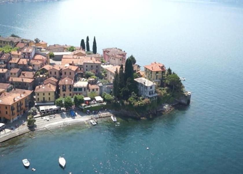 Lombardy Varenna Room