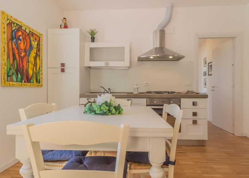 Lombardy Varenna Room