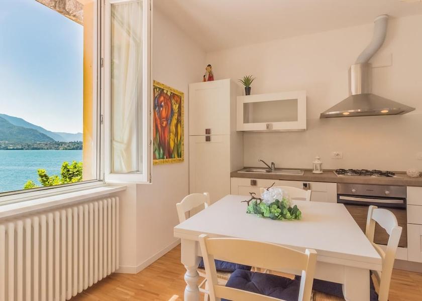 Lombardy Varenna Room