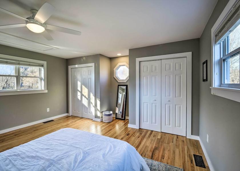 Virginia Damascus Interior Entrance