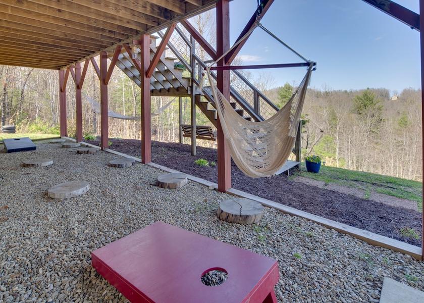 North Carolina Saluda Interior Entrance