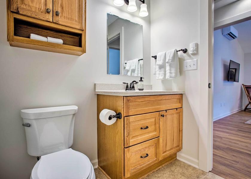 North Carolina Saluda Interior Entrance