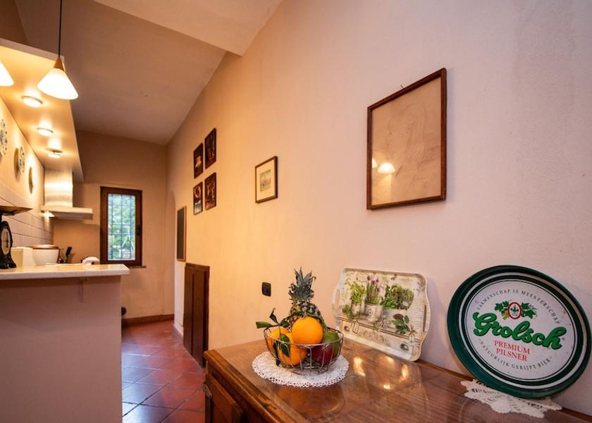 Lombardy Roe Volciano Kitchen