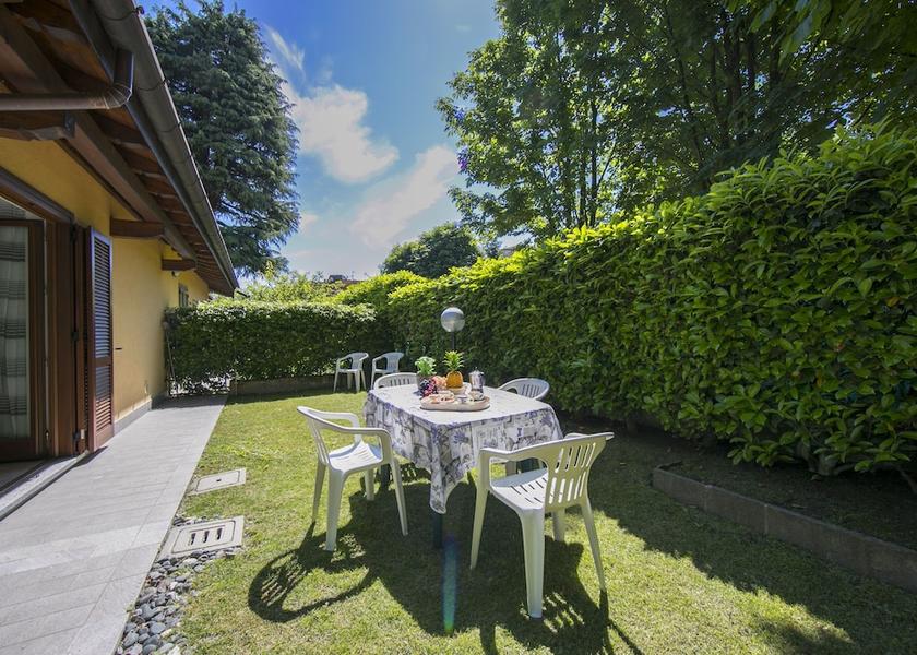 Lombardy Laveno Mombello Outdoor Dining