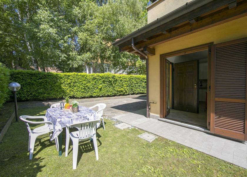 Lombardy Laveno Mombello Outdoor Dining