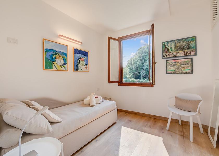 Lombardy Laveno Mombello Living Area