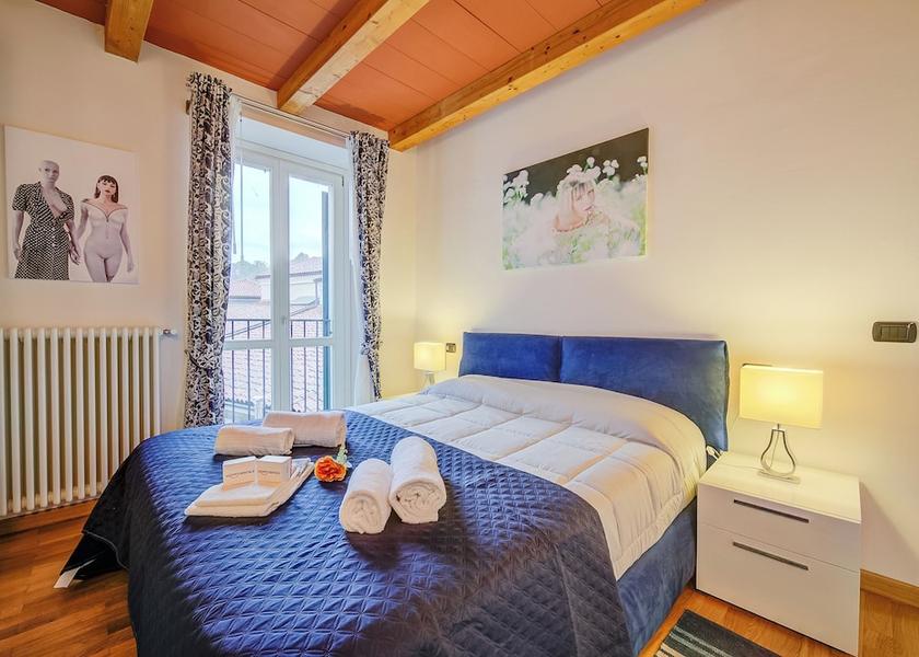 Lombardy Laveno Mombello Room
