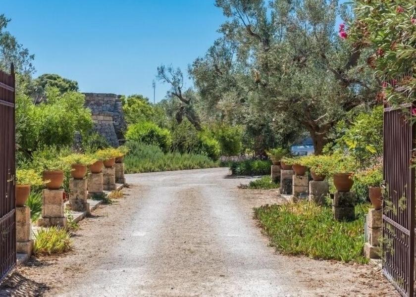 Puglia Racale Entrance