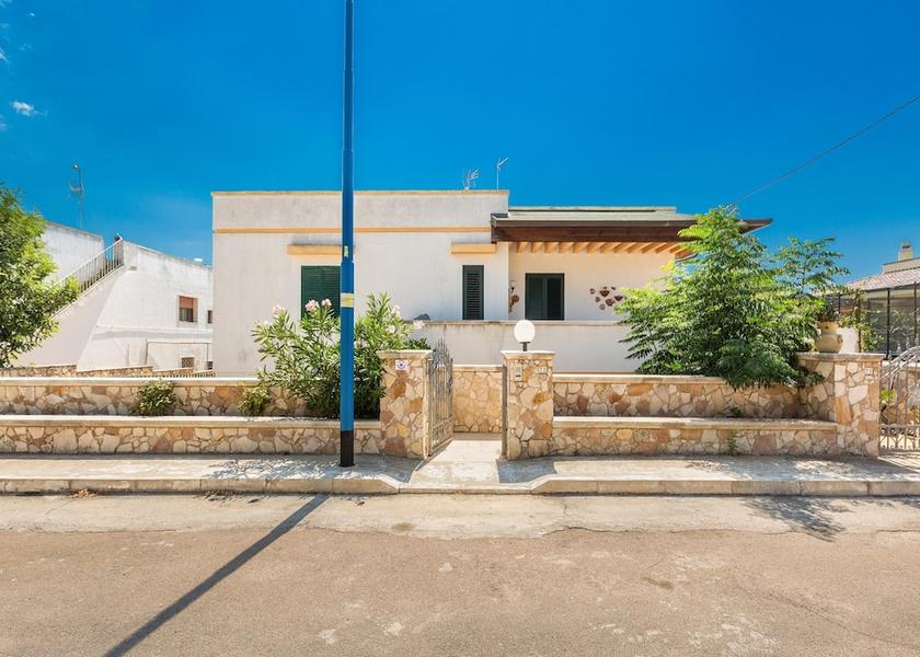 Puglia Racale Exterior Detail