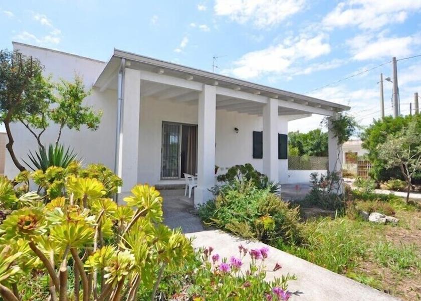 Puglia Racale Exterior Detail