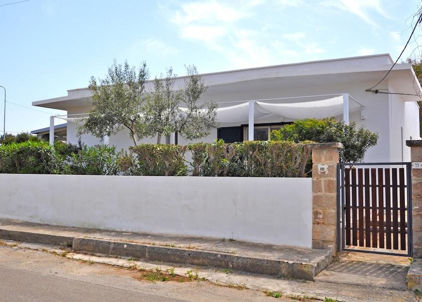 Puglia Racale Exterior Detail