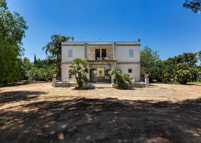 Puglia Alezio Facade