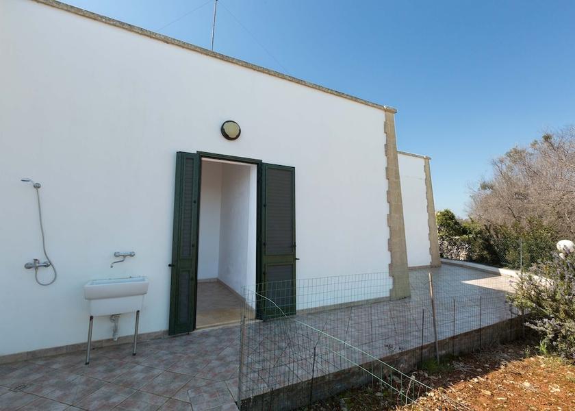 Puglia Morciano di Leuca Exterior Detail