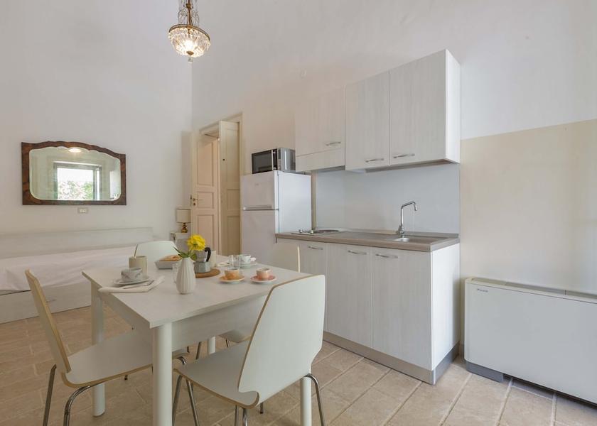 Puglia Ortelle Interior Entrance