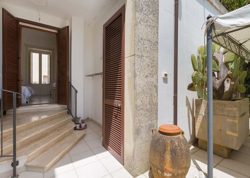 Puglia Ortelle Property Grounds