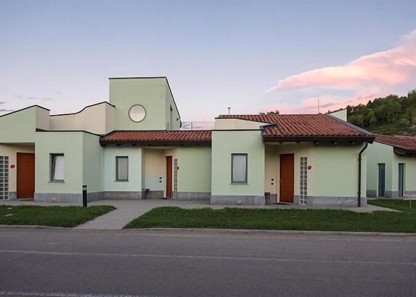 Piedmont Alba Exterior Detail
