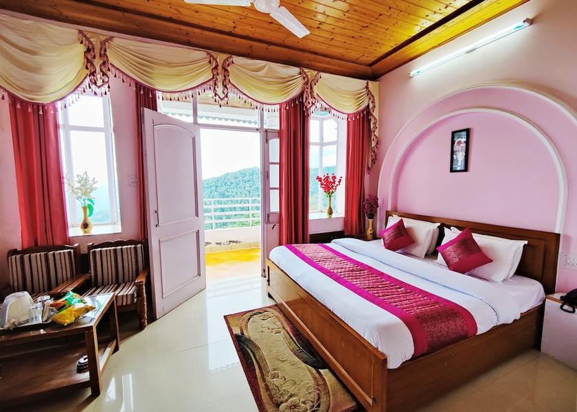 Himachal Pradesh Kandaghat Room