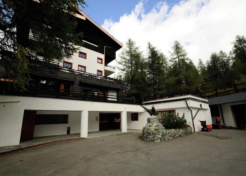 Valle d'Aosta Valtournenche Exterior Detail