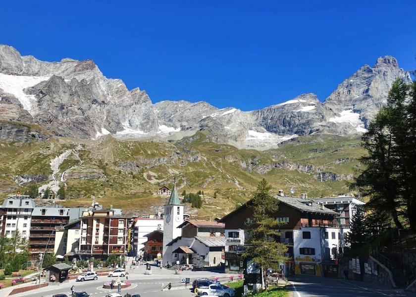 Valle d'Aosta Valtournenche Exterior Detail