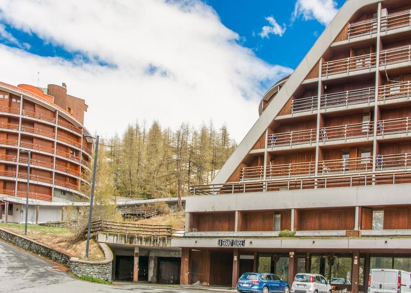 Valle d'Aosta Valtournenche Exterior Detail