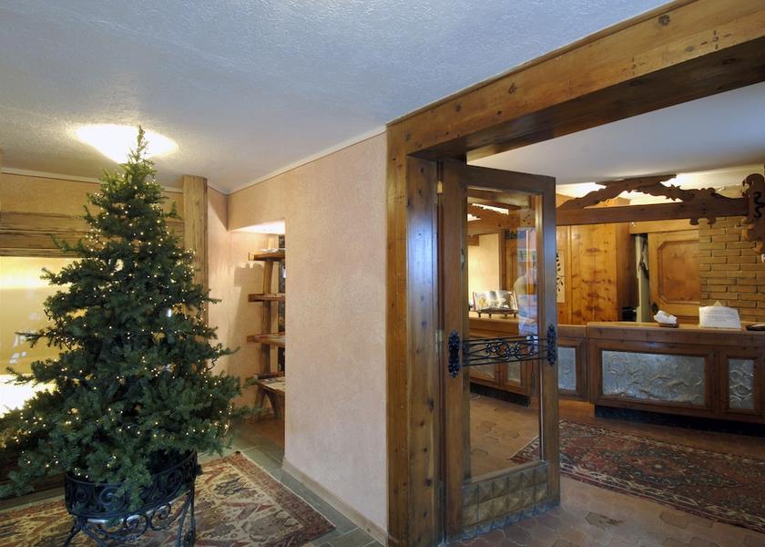 Valle d'Aosta Valtournenche Interior Entrance