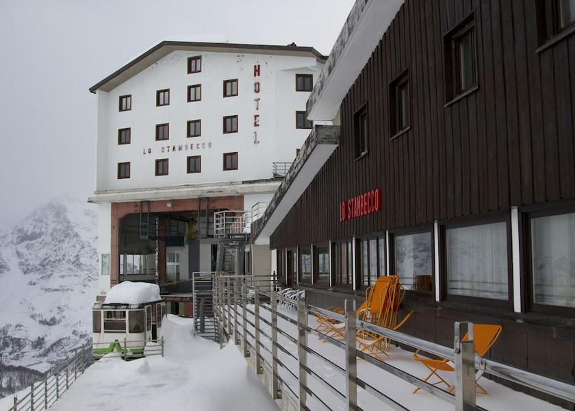 Valle d'Aosta Valtournenche Facade