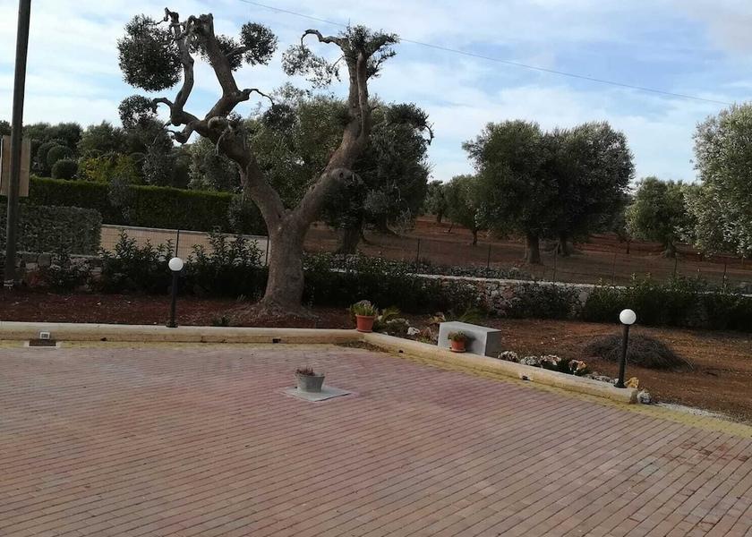 Puglia San Vito dei Normanni Parking