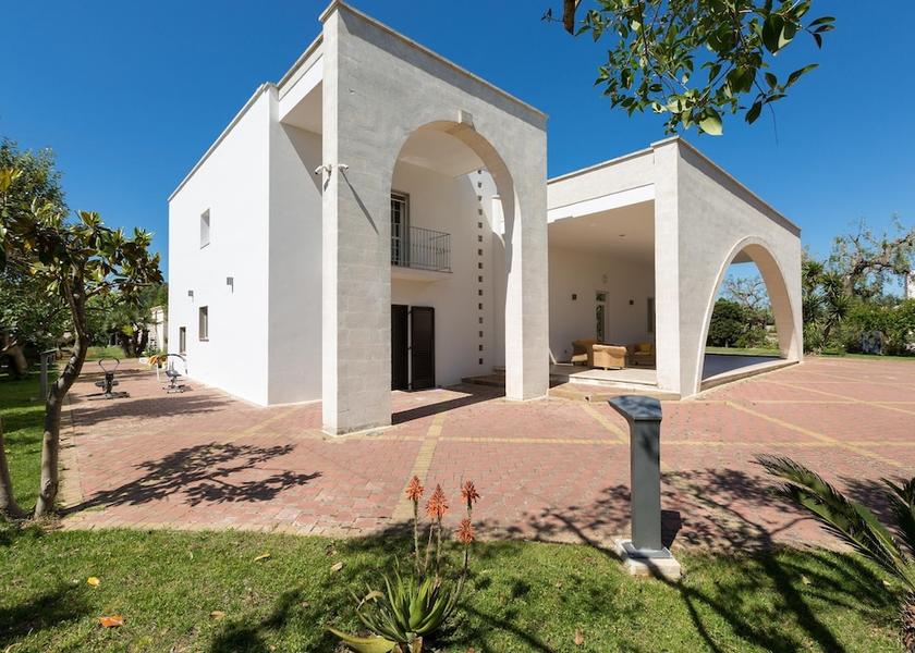 Puglia San Vito dei Normanni Exterior Detail