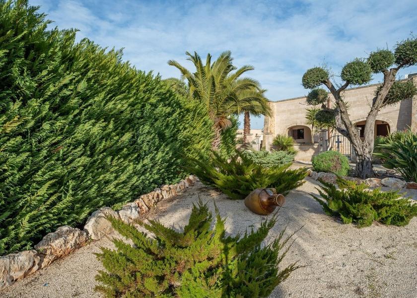 Puglia San Vito dei Normanni Garden