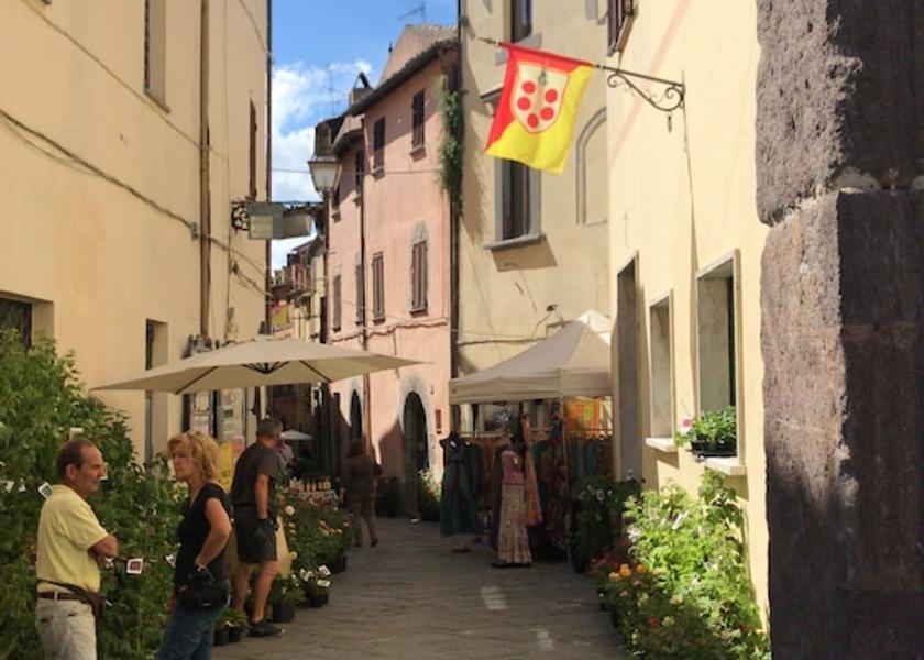 Lazio Bolsena Exterior Detail