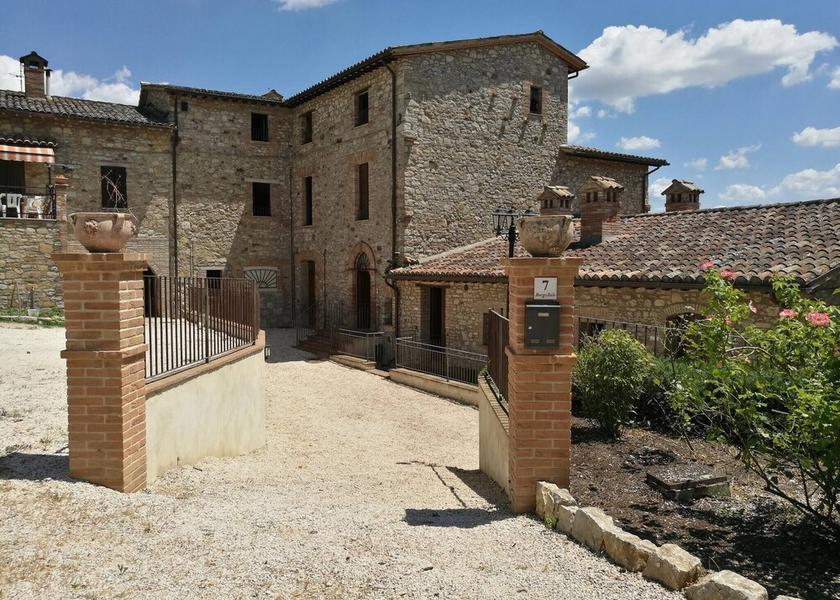 Umbria Monte Castello di Vibio Exterior Detail