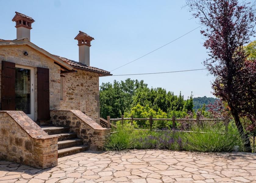 Umbria Monte Castello di Vibio Exterior Detail