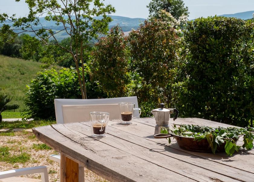 Umbria Monte Castello di Vibio Terrace